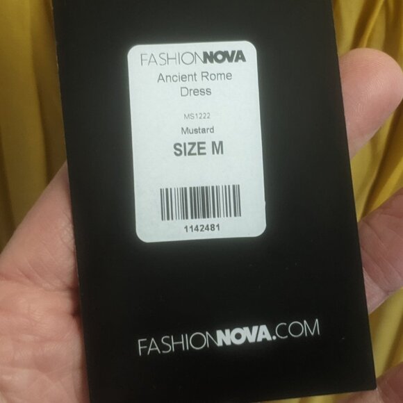 NWT Fashion Nova Mustard Colored Size Medium Backless Dress - Picture 4 of 16